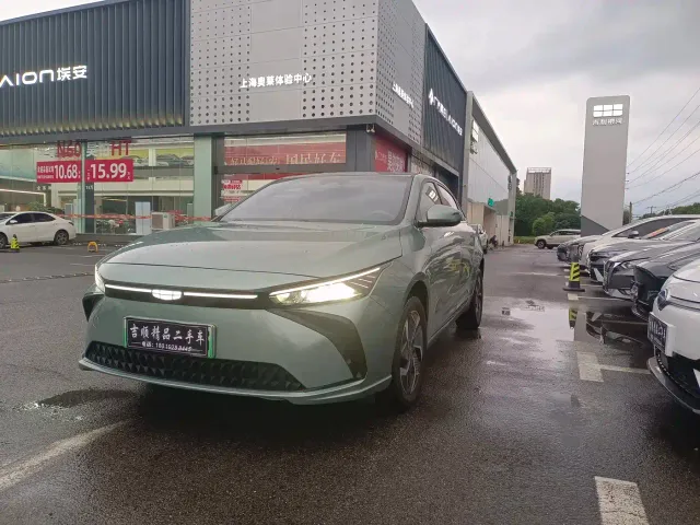 Фотография автомобиля — Geely Geometry G6