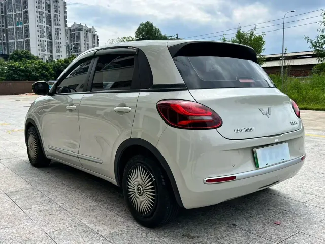 Wuling Bingo — Фото автомобиля 9