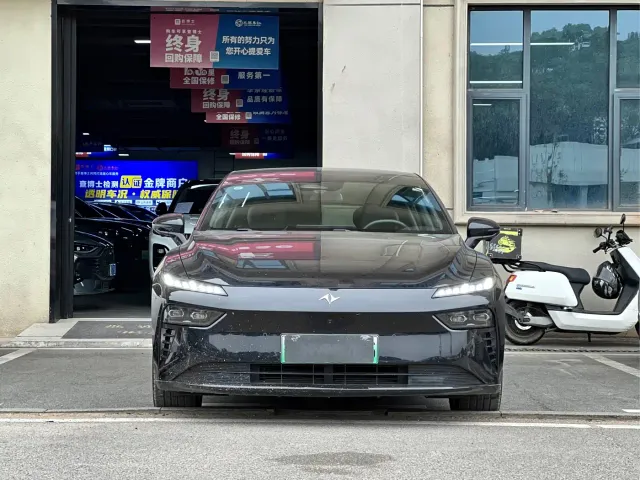 Dongfeng eπ 007 — Фото автомобиля 2