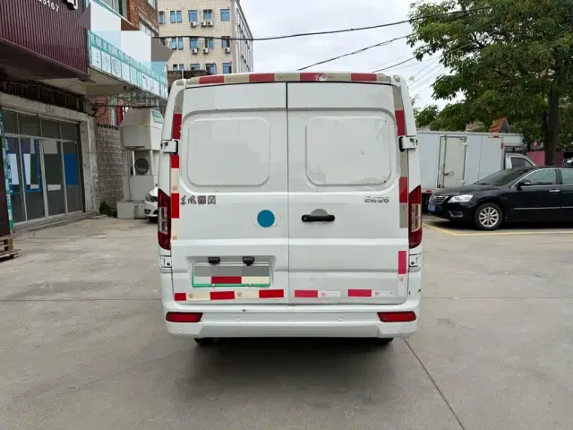 Dongfeng Yufeng Yufeng EM26 — Фото автомобиля 6