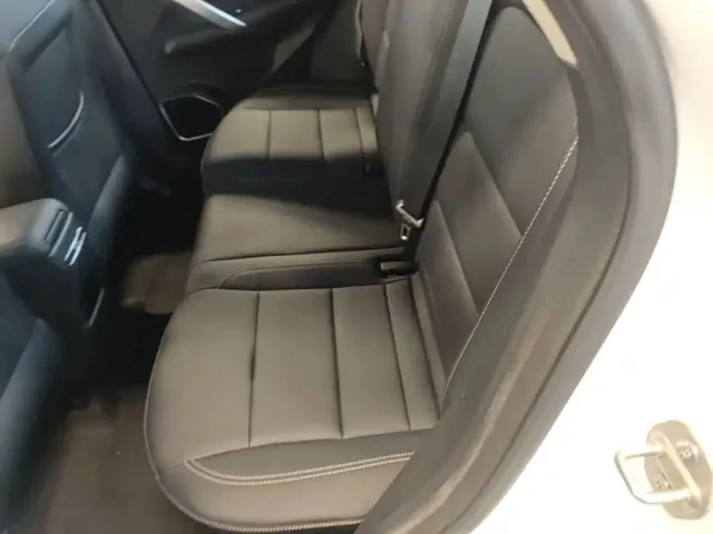 Geely Binyue — Фото автомобиля 16