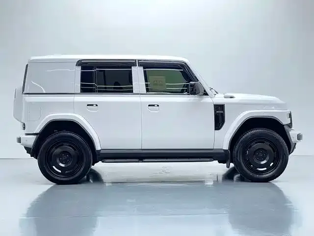 iCAR V23 — Фото автомобиля 8