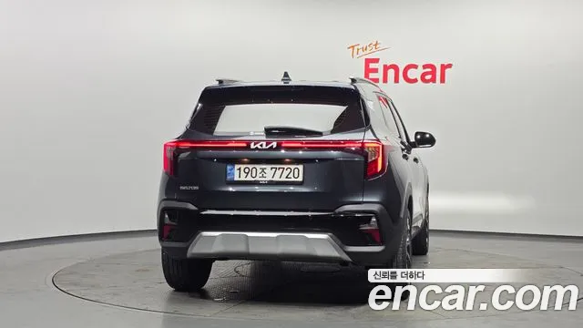 Kia Seltos Новый Seltos Бензин 1.6 турбо 2WD — Фото автомобиля 4