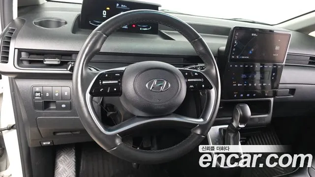 Hyundai Staria — Фото автомобиля 16