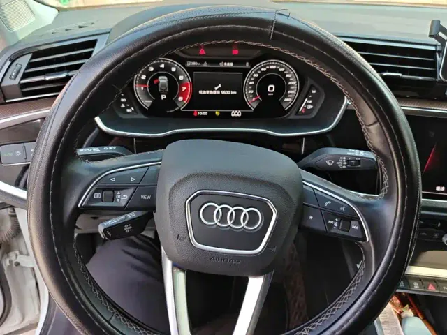 Audi Q3 — Фото автомобиля 15