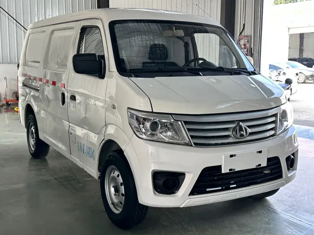 Changan Star 9 EV — Фото автомобиля 3