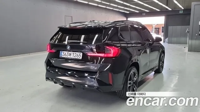 BMW X1 U11 — Фото автомобиля 2