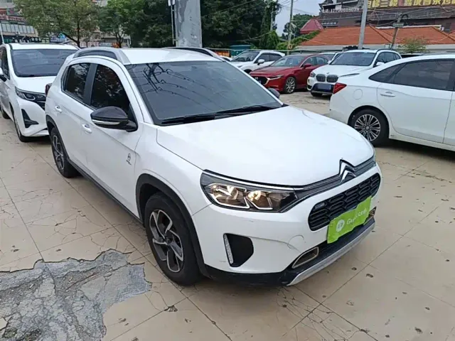 Citroen C3-XR — Фото автомобиля 3