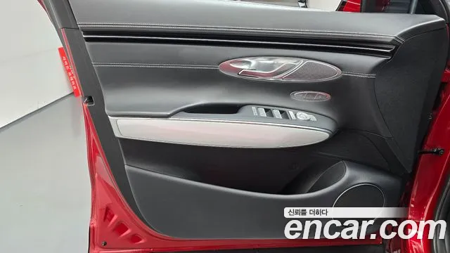 Genesis GV70 Electrified GV70 — Фото автомобиля 17