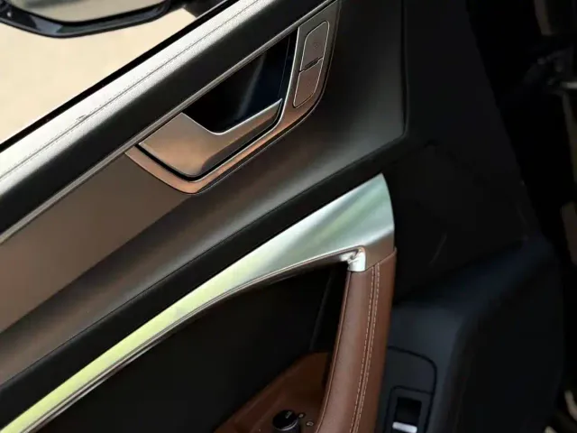 Audi A7L — Фото автомобиля 12