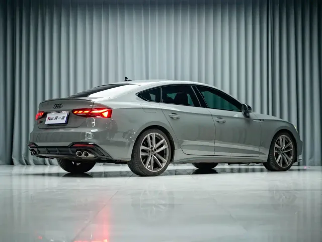 Audi S5 — Фото автомобиля 8