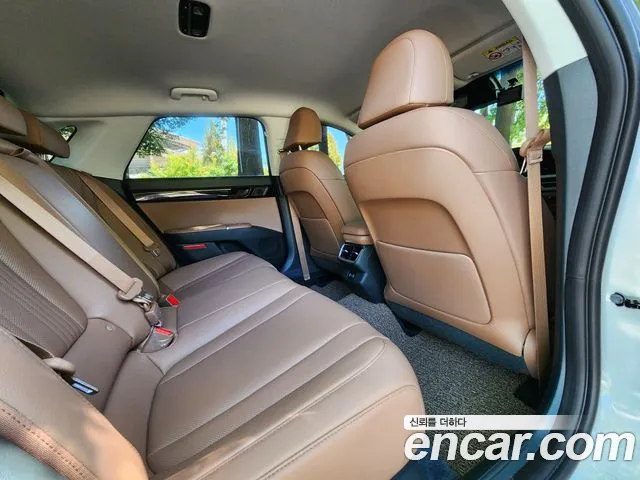 Hyundai Grandeur GN7 — Фото автомобиля 12