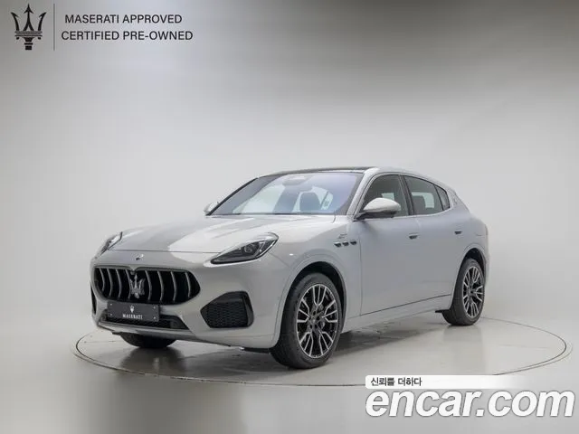 Фотография автомобиля — Maserati Grecale