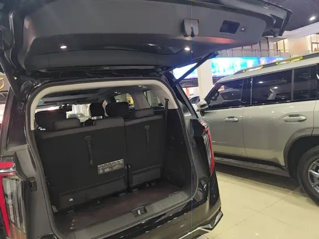 GAC Trumpchi M8 — Фото автомобиля 18