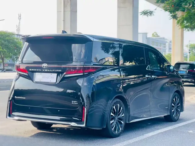 Toyota Vellfire — Фото автомобиля 5