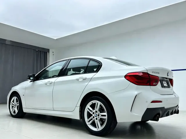 BMW 1 Series — Фото автомобиля 4