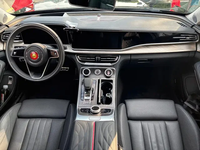 Hongqi H9 — Фото автомобиля 11