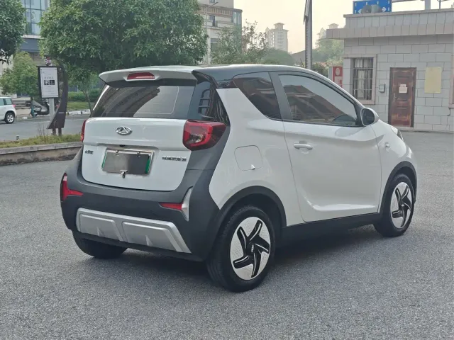 Chery eQ1 — Фото автомобиля 7