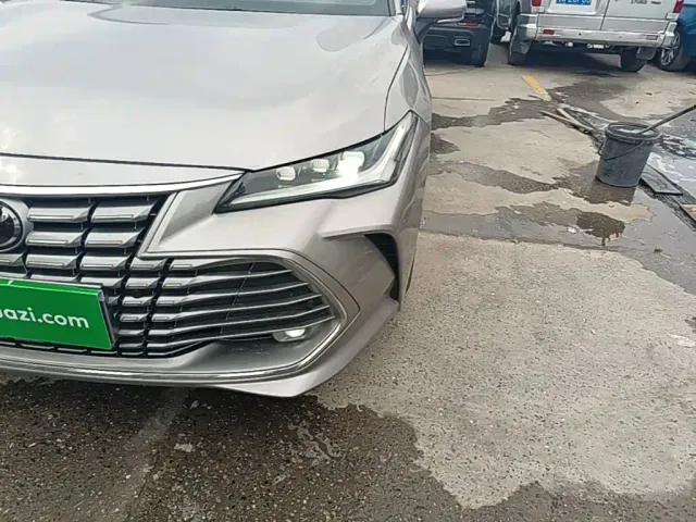 Toyota Avalon — Фото автомобиля 23