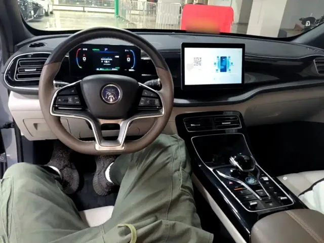 BYD Qin PLUS — Фото автомобиля 9