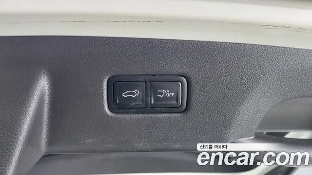Kia Carnival Generation 4 — Фото автомобиля 23