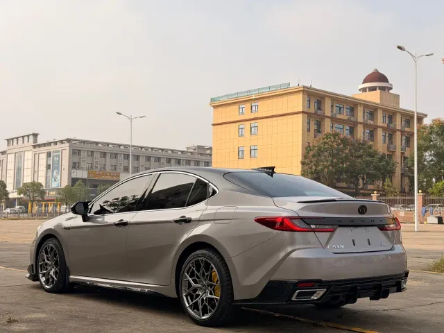 Toyota Camry — Фото автомобиля 10