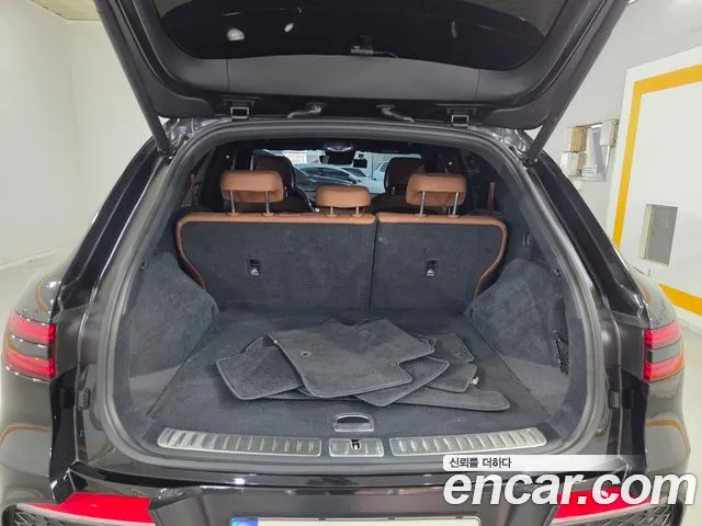 Genesis GV70 2.5T Бензин 2WD — Фото автомобиля 8