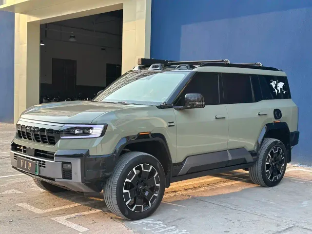 Фотография автомобиля — BYD FangChengBao Leopard 8