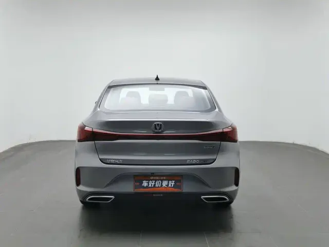 Changan Eado — Фото автомобиля 4