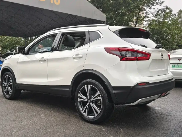Nissan Qashqai — Фото автомобиля 6