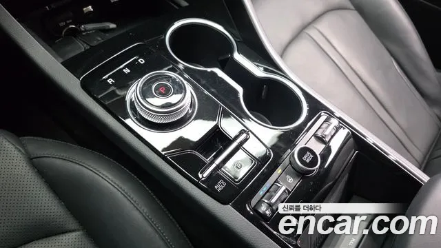 Kia K5 Generation 3 — Фото автомобиля 12