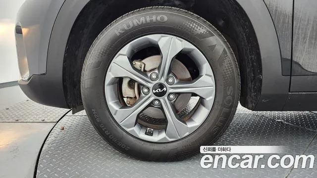 Kia Seltos Новый Seltos Бензин 2.0 2WD — Фото автомобиля 5