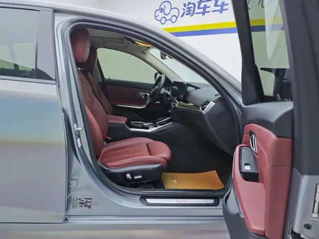 BMW i3 — Фото автомобиля 8