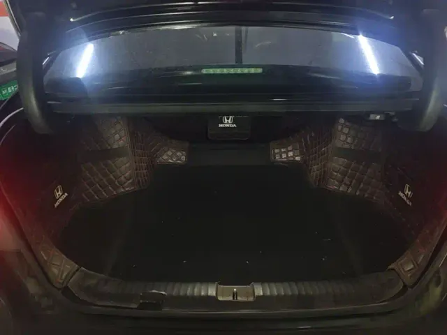 Honda Accord — Фото автомобиля 21