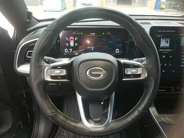 GAC Trumpchi GS8 — Фото автомобиля 9