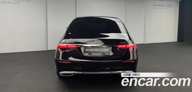 Mercedes-Benz S-Class — Фото автомобиля 4