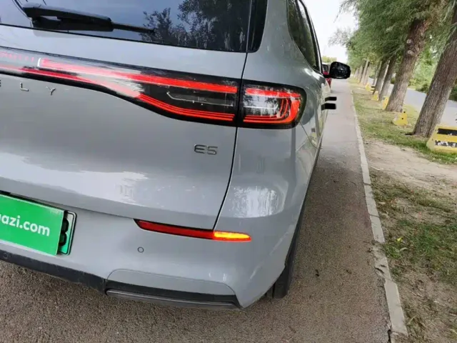 Geely Galaxy E5 — Фото автомобиля 7