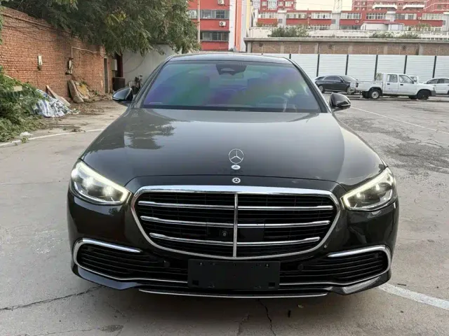 Mercedes-Benz S-Class — Фото автомобиля 2