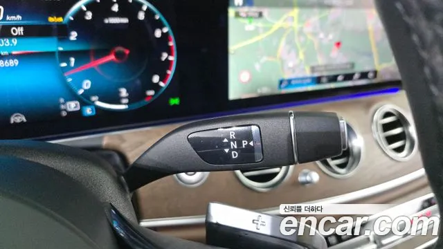 Mercedes-Benz E-Class W213 — Фото автомобиля 12
