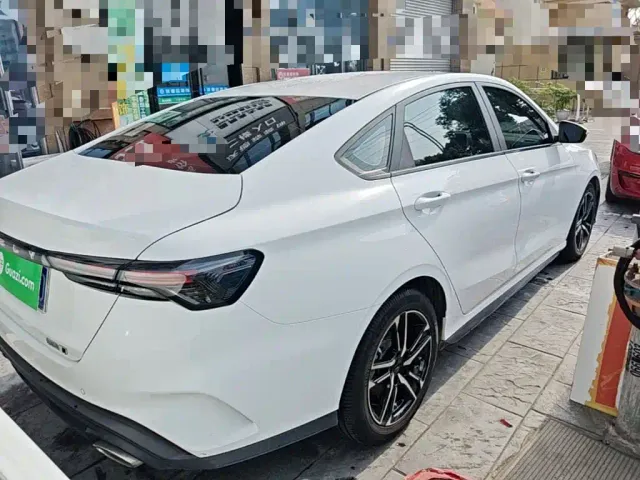 Geely Binrui — Фото автомобиля 6