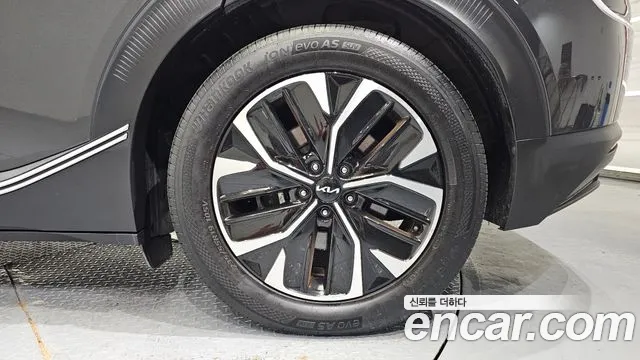 Kia EV6 — Фото автомобиля 21