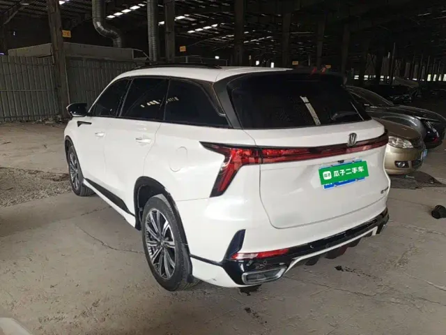 Changan CS75 Plus — Фото автомобиля 4