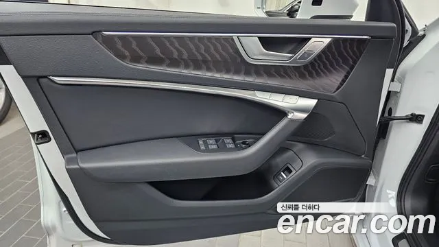Audi A6 C8 — Фото автомобиля 13