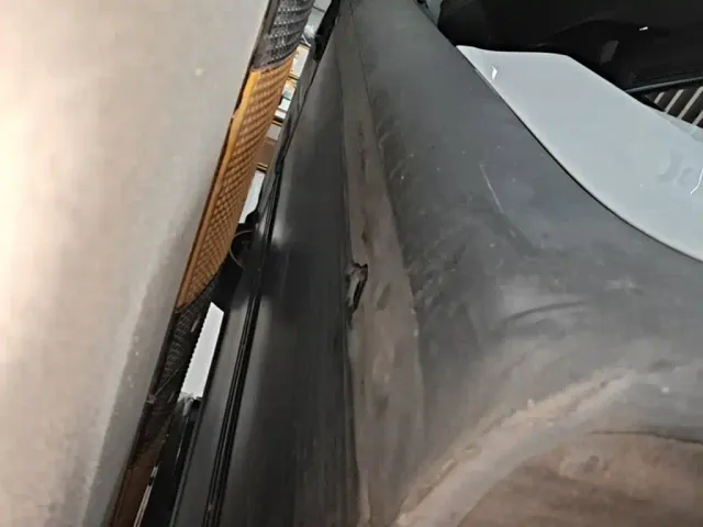 Tesla Model Y — Фото автомобиля 21