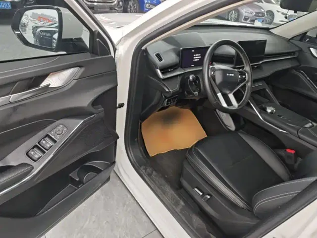 Haval H6 — Фото автомобиля 15