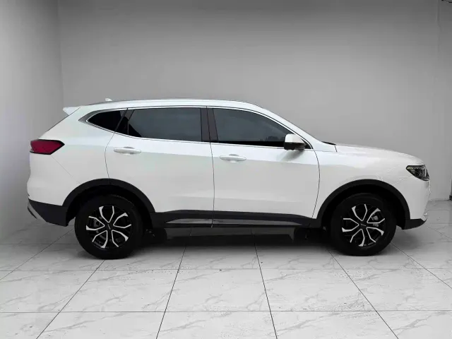 Haval H6 — Фото автомобиля 15
