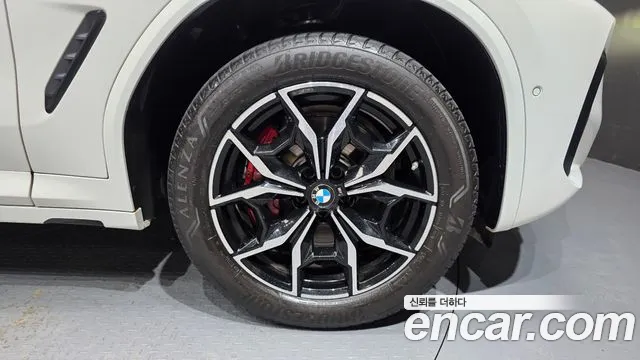BMW X3 xDrive 20i M Sport Pro — Фото автомобиля 16