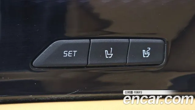 Kia Canival Carnival 4 поколение Дизель 9 мест Signature — Фото автомобиля 14