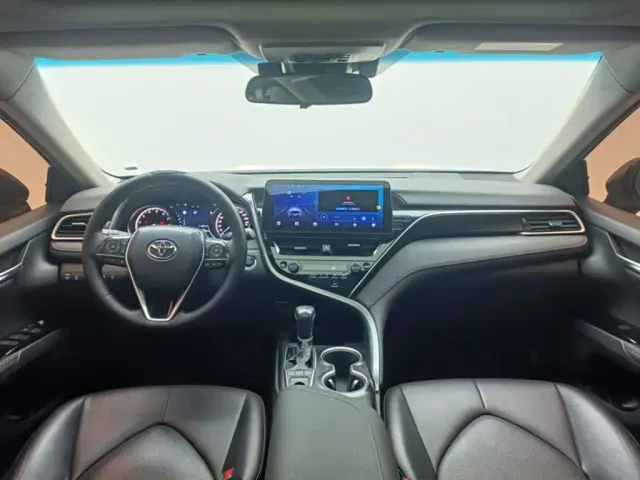 Toyota Camry — Фото автомобиля 4