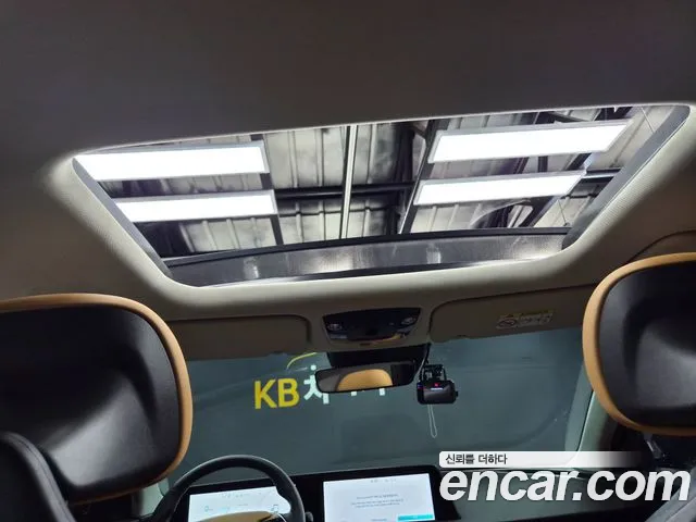 Kia EV6 — Фото автомобиля 8